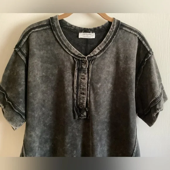 New—Zenana Black Mineral Wash Short Sleeve Top - Picture 3 of 4